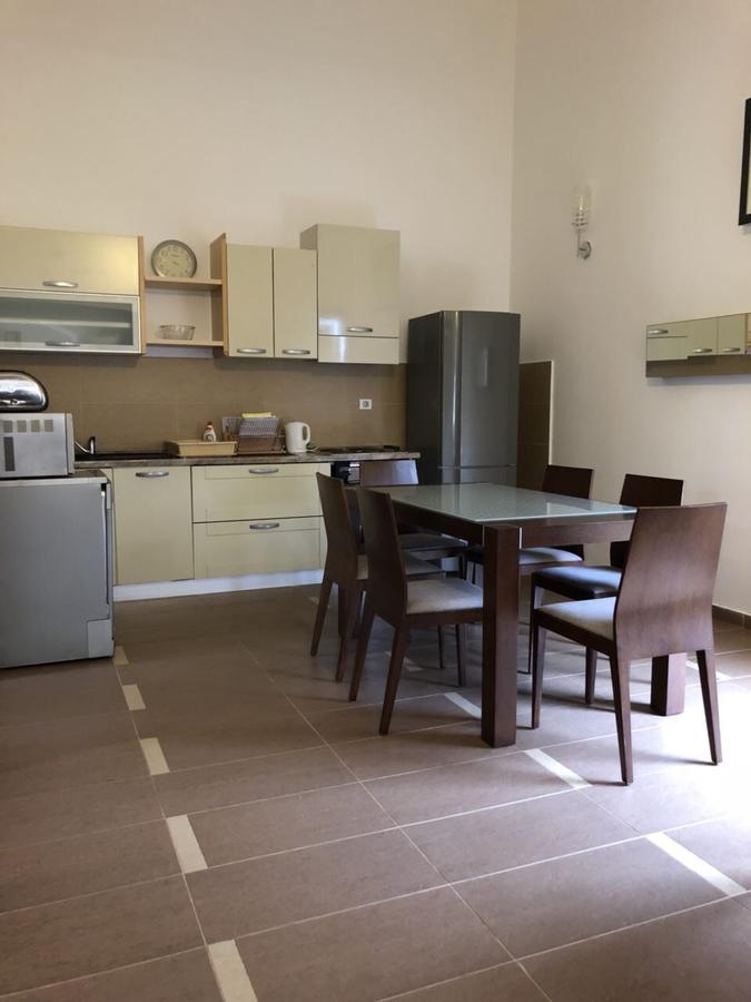 Apartments Ivan Petrovac ภายนอก รูปภาพ