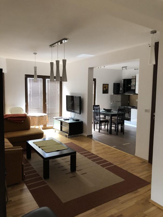Apartments Ivan Petrovac ภายนอก รูปภาพ